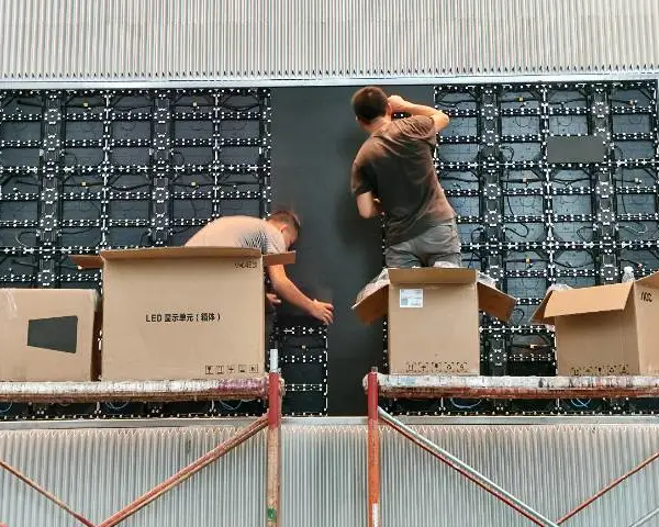 AOCLED全彩拼接屏销售价格 创造辉煌 广州市兴巨仁计算机科技供应
