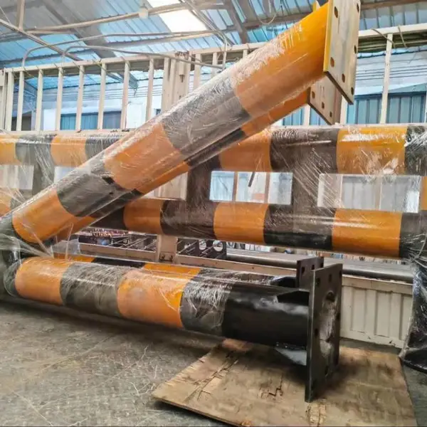 非标铸铁牛角型桥梁护栏质量保证源头工厂道路定制龙邦交通设施