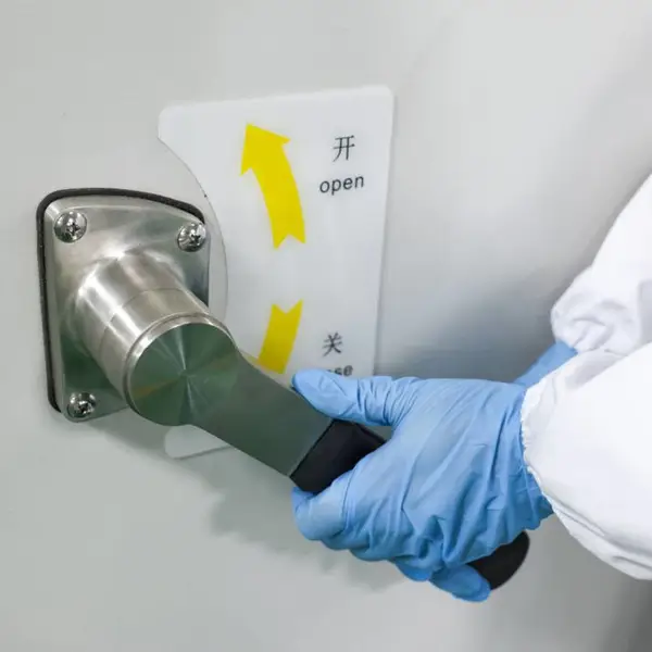 步入式高低温试验室厂家直供1000L可定制温控-40℃~150℃