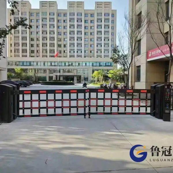 滁州小区起降杆栏杆机自动识别道闸安装停车场升降杆-厂家在线