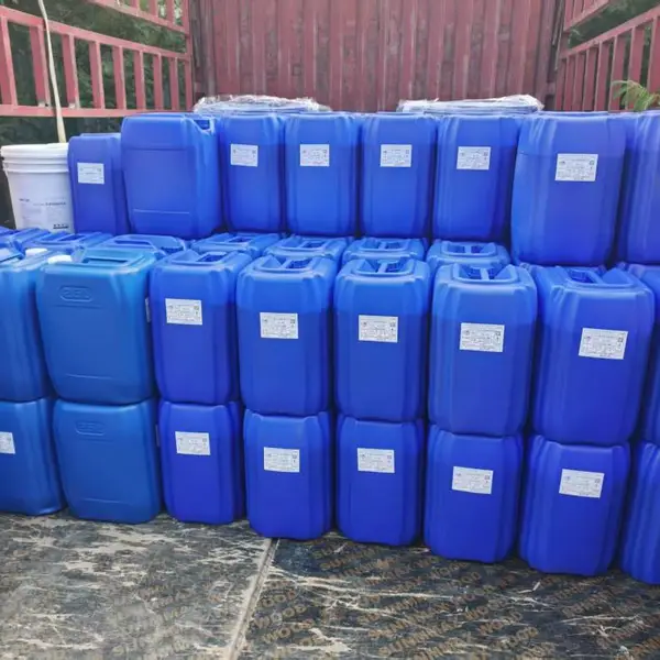 反相原油破乳剂 高含水原油破乳脱水药剂 油田联合站专用破乳剂