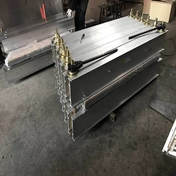 电动水冷1400X830传送带硫化机 水冷隔爆型胶带硫化机 胶带硫化机电控箱