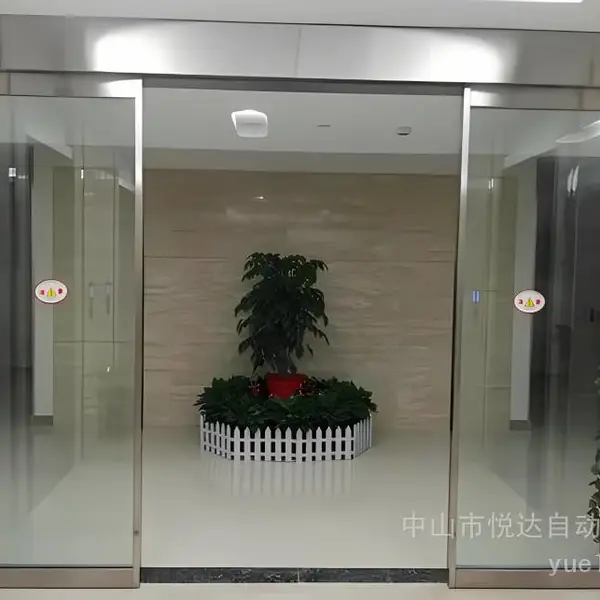 三乡电子感应门 三乡自动门维修 三乡玻璃门换拉手