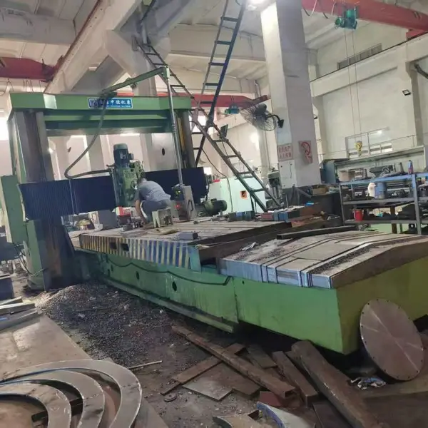 转让二手中德2500x4000龙门铣床铣削长度4米