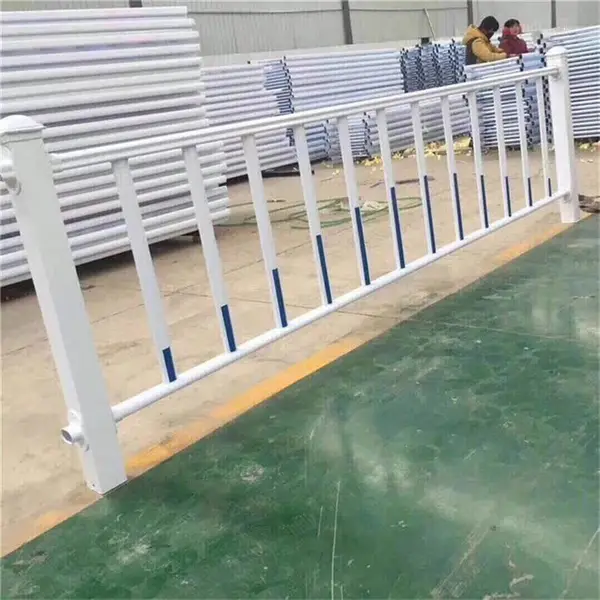 马路中央公路防撞栏杆 小区道闸广告宣传围栏 市政道路隔离栏