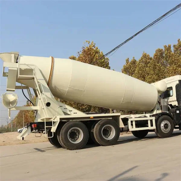 成德大运专汽F7系列四桥12方混凝土搅拌运输车 修路工程搅拌机