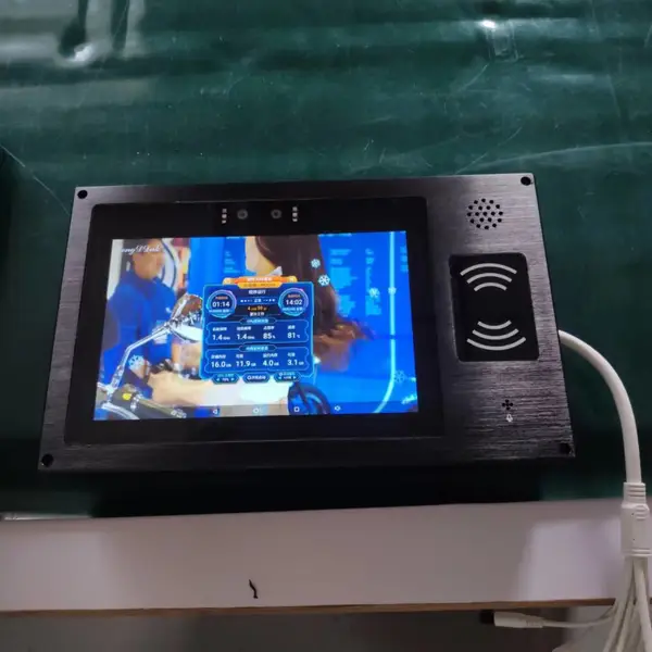 定制门禁一体机 人脸识别 触摸显示屏等液晶产品