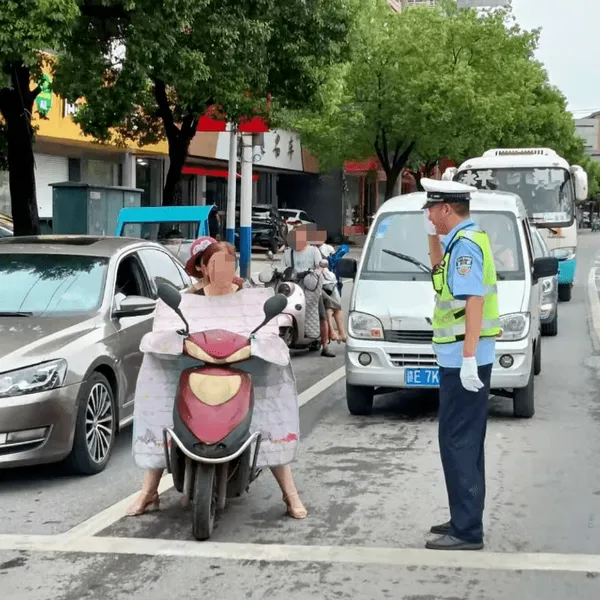 城管共享单车违停检测系统 违规占道经营识别报警