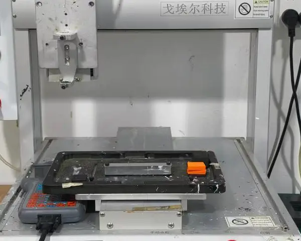 某种点胶机清洗 深圳市戈埃尔科技供应