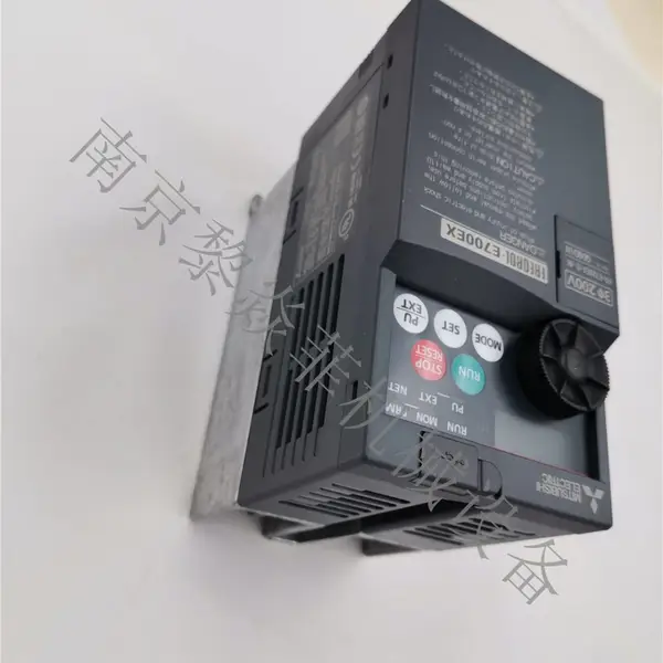 逆变器 Mitsubishi三菱电机 FR-A840-2.2K 三菱变频器