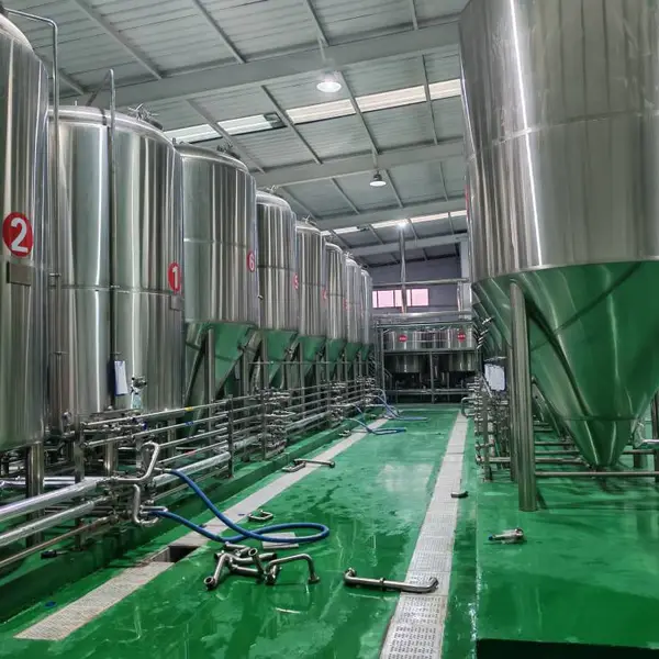 精酿啤酒厂选精酿啤酒设备这样能省好几万