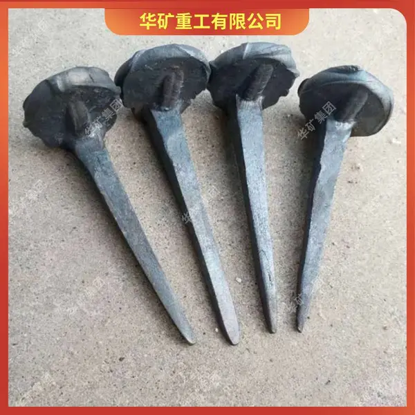 抗拔力强螺旋道钉 安装便捷螺旋道钉 100mm*100mm*20mm螺旋道钉