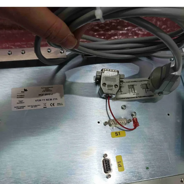 IBP工业键盘PCF 0512 J – V128 T1 N230 Z15