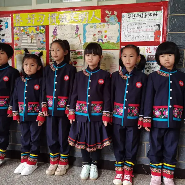 民族特色校服少数民族自治州学校民族校服民族自治县民族风格校服