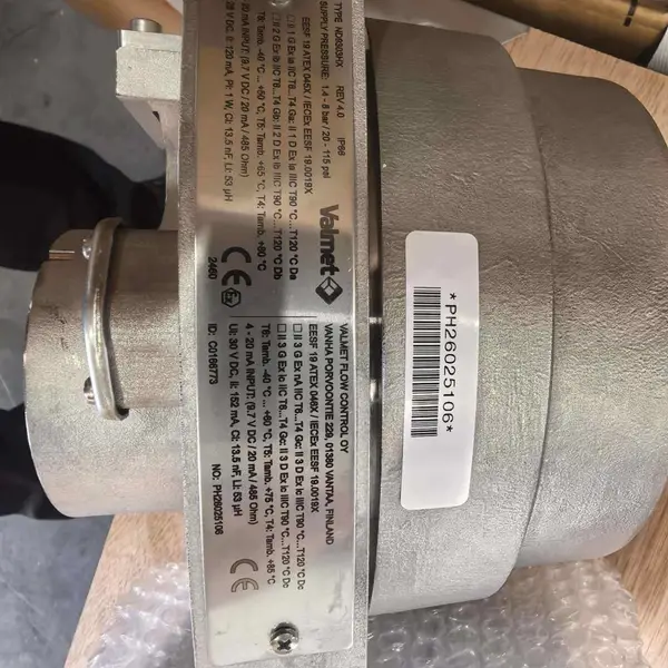 ND9106HX8-CE07 ���������ܷ��Ŷ�λ��������HARTͨѶ��߾��ȱջ�����