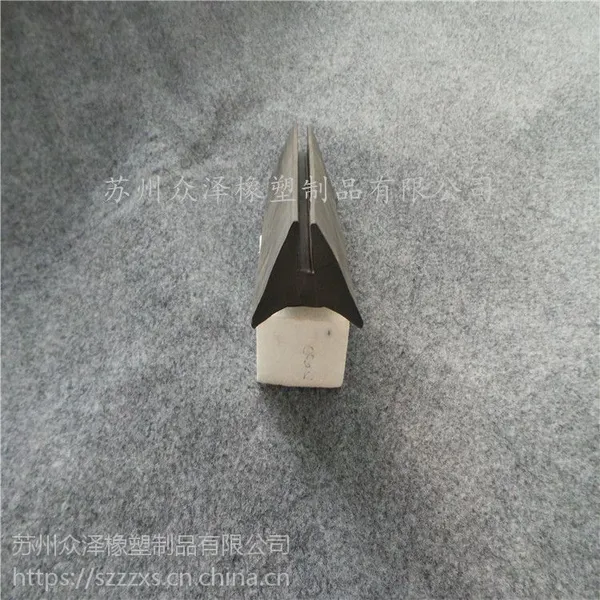 ��Ԫ�ұ���EPDM)��ײ�� ���ͷ�ײ���ܷ���