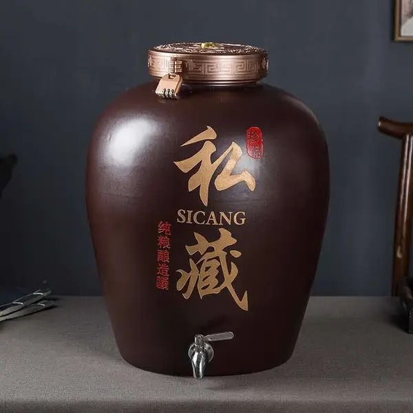 酒坛酒缸酒罐出售 50斤120斤密封跑酒坛价格 高粱酒坛子定做厂