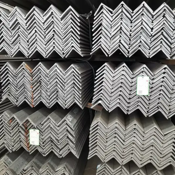 Q355B建筑建材用多用途防腐蚀抗拉高强度等边角钢