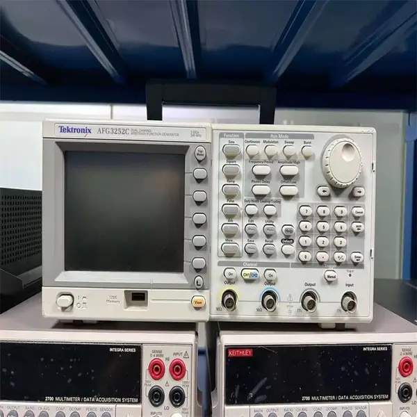 ��ݸ����Tektronix(̩��)AFG3252C ���Ⲩ����������