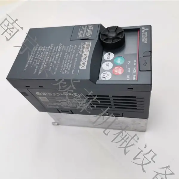 单相变频器 Mitsubishi三菱电机 FR-CC2-H355K 三菱变频器