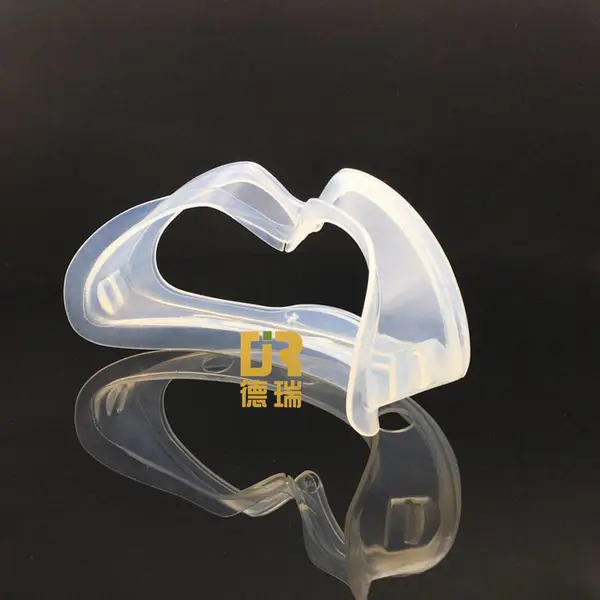 液态硅胶护目镜配件 防风防尘防冲击硅胶护目镜 防雾化工防护眼镜安全防护眼罩模具定制