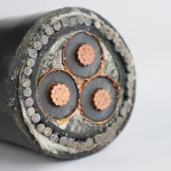 陕西省延安市富县YJLV 0.6/1KV 1×185能源化工铁路改造项目回流铝芯交联聚乙烯绝缘聚氯乙烯护套电力电缆送货到