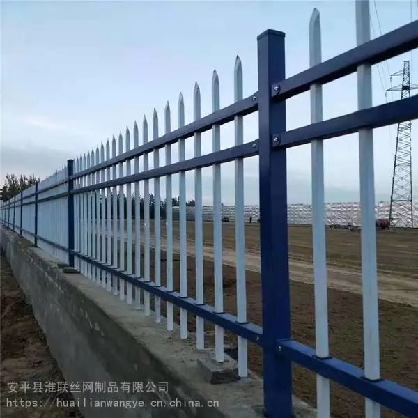 ѧУΧǽ���� ����ʽΧǽդ�� ͥԺп�ָ�����