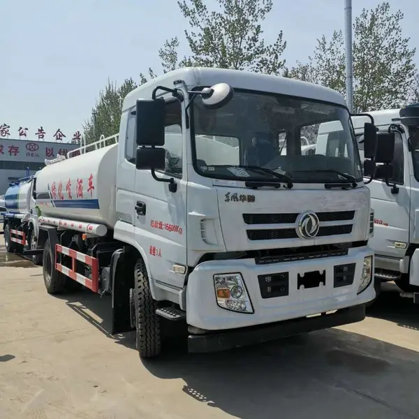 环卫洒水车12吨15吨东风洒水车城市马路环境净化工程工地洒水车