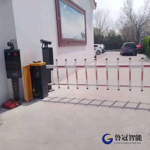 承德县道闸安装 小区工地物业高转闸起落杆实名制系统