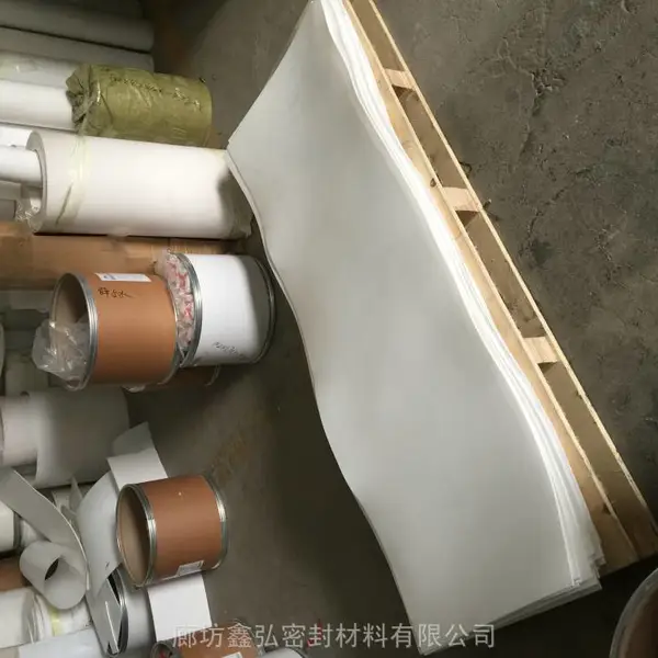 供应四氟板厂家直销 5mm聚四氟乙烯板 280四氟楼梯板