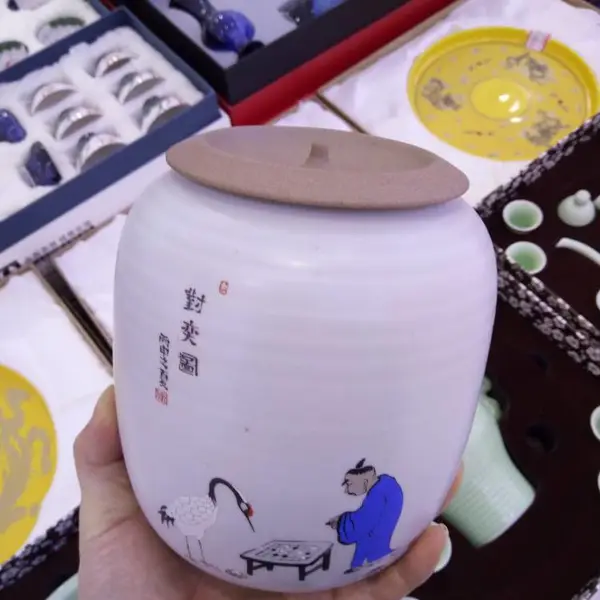 青花瓷陶瓷茶叶罐,景德镇陶瓷罐子 包装罐子生产厂家