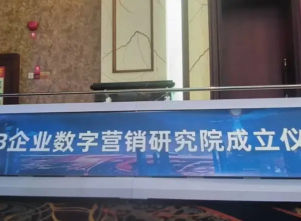 ��俪Ļʽ�Ƹ˾��ử����������