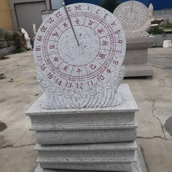 石雕日冕 古代日晷仪计时器 圭表 汉白玉日晷 定做 石头日晷