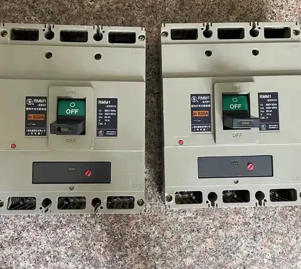 �� �����������ܿǶ�·�� RMM3-250S/4300 ��籣�� ����400A��������