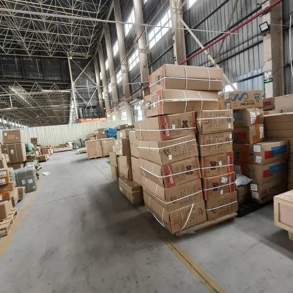 香港深圳国际空运国际海运新加坡化妆品海运货运代理双清到门专线
