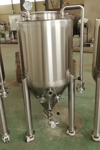 小型啤酒发酵罐 酒店啤酒设备