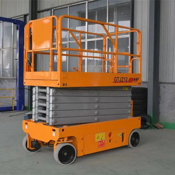 斯特莱QZX-12米升降机 高空作业车 全自动升降台可出租