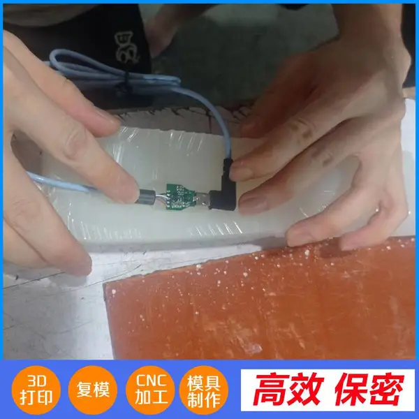 3d打印尼龙 健身器械加工 铝合金CNC加工塑胶手板 快速模具制作复模包胶