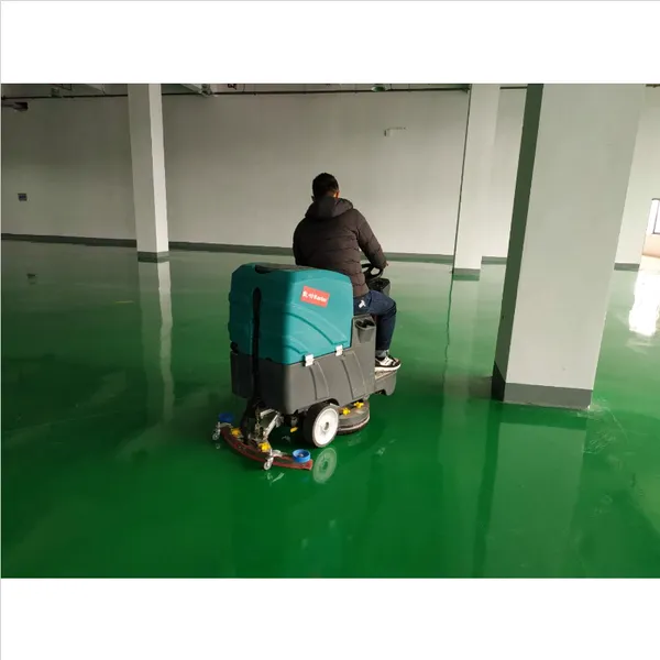供应HY70驾驶式电动洗地机_凯叻环保节能洗地机