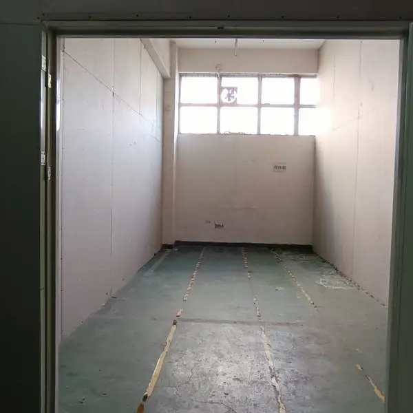 南山科技园办公家具货物存放小仓库出租 好管家小型仓长短期租