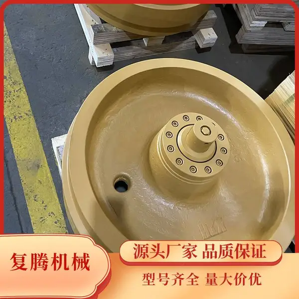 产品适用于推土机D9L引导轮导向轮 四轮一带底盘件生产厂家