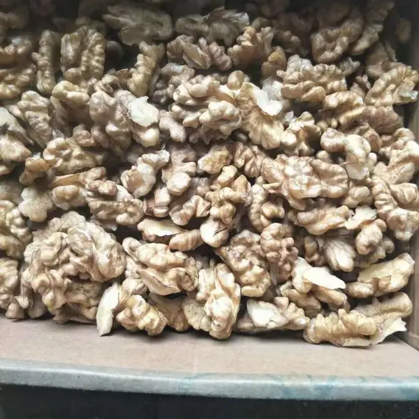 新疆优质核桃仁加工 核桃碎仁原味打豆浆烘焙糕点核桃仁批发