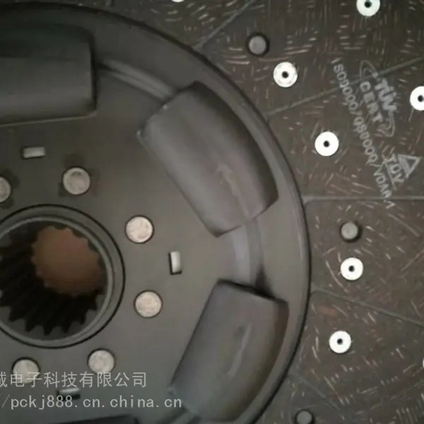 供应原厂奔驰3341/4141/4144泵车/离合器片/压盘/三件套