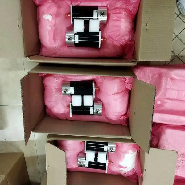 Phytron步进电机ESS 59-3.200.2,5用于海事或化学工业