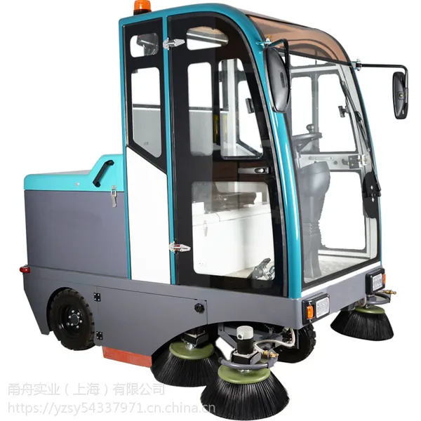 苏州驾驶式全封闭式大型扫地车,清扫户外大型工厂园区用清扫车