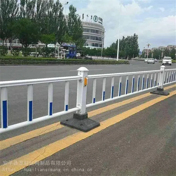 ���Ǹ��뻤�� ��ͨ��ȫ��ײΧ�� ��·��������դ��
