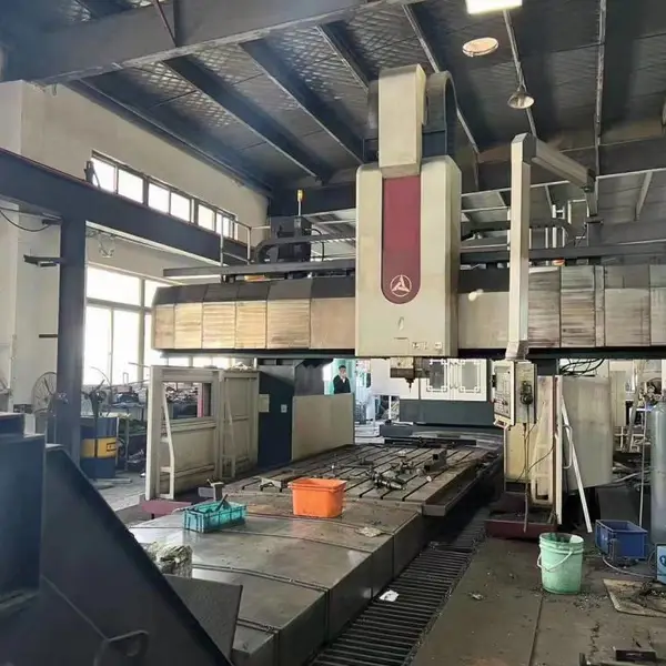 出售二手三一重工GMFA2040龙门加工中心电机功率30带铣头