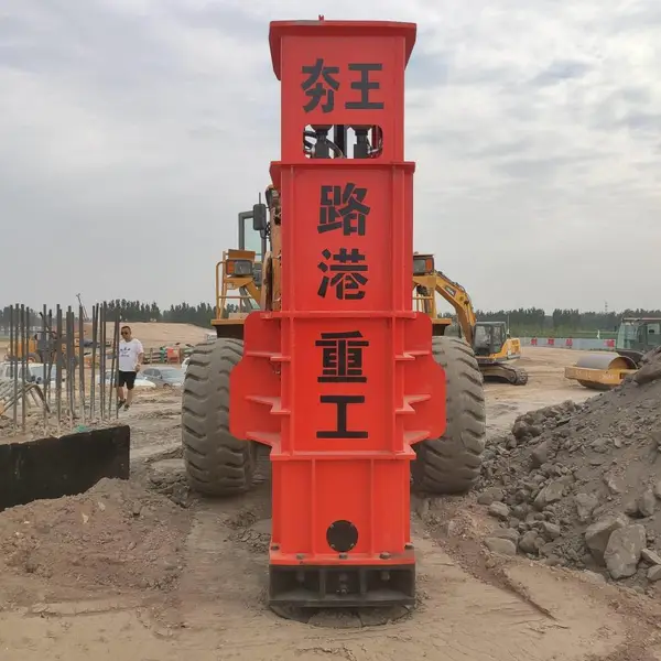 路港重工路基处理座驾式冲击压路机高速液压夯实机 42kj 振动夯实机