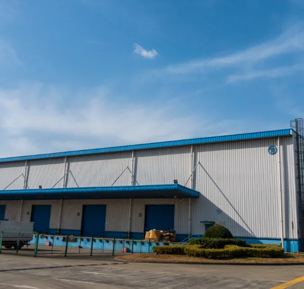 国内买些展馆的木质工艺品展示需要运到澳洲布里斯班