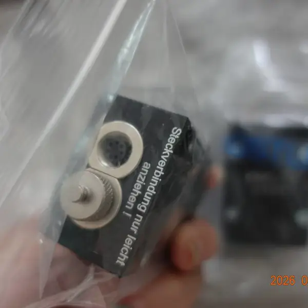 VESTER S2-W-5-PN2光电传感器 兼容替换维保